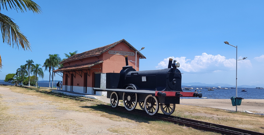 Guia de Pacobaíba: A Estação Ferroviária Onde Começou a Primeira Estrada de Ferro do Brasil